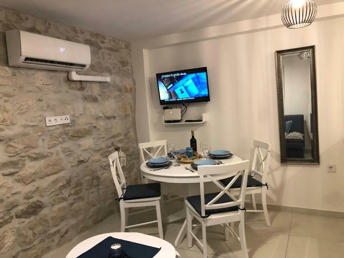 Villa Stonehouse By The Sea Star Kaštela 0*,